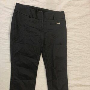 🦜   EXPRESS WOMENS CAPRIS PANTS SIZE 6 🦜